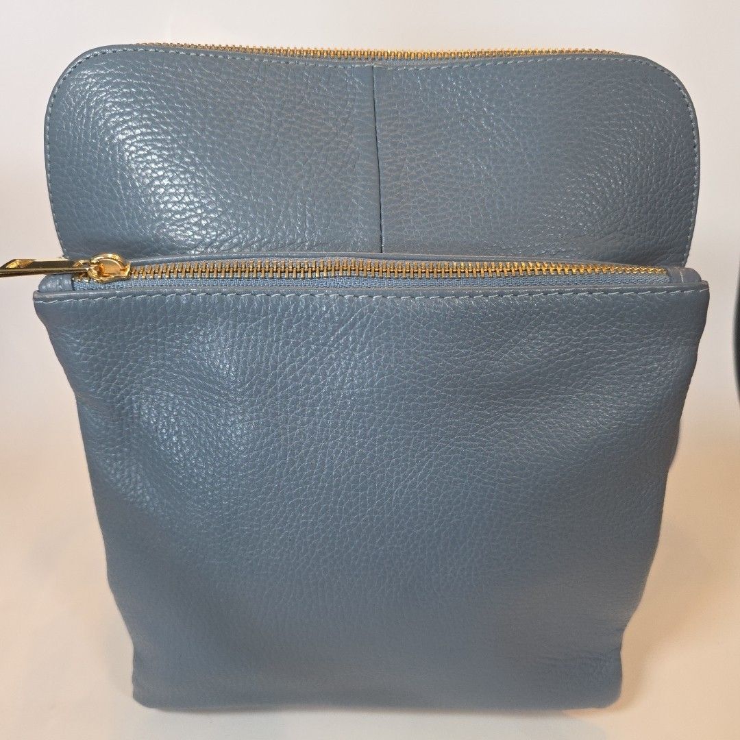 Classic Pebbled Leather Shoulder Bag In Slate Blue